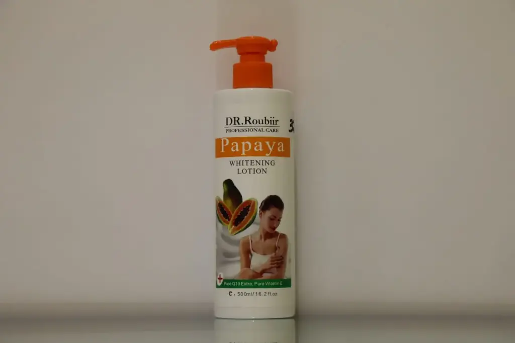 DR Roubiir Papaya Whitening Lotion