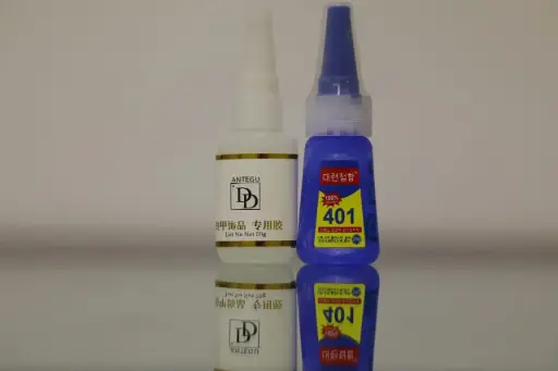 Nail Glue