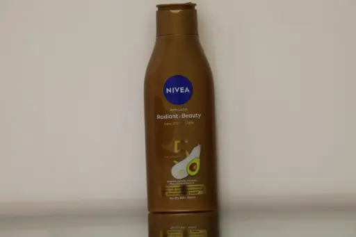 Nivea Body Radiant
