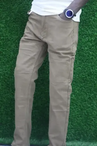 V9 jeans