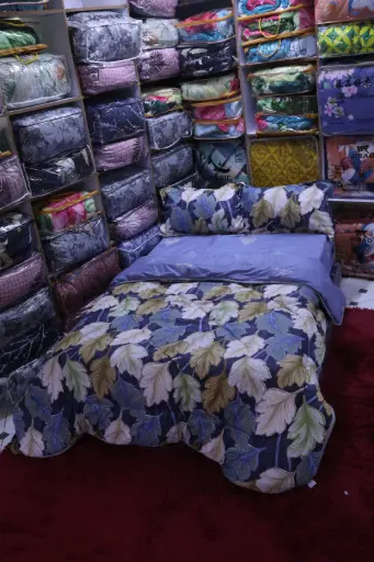 5*6 Purple  floral Binded  Duvets