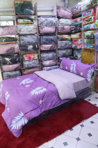 5*6 Purple  floral Binded  Duvets